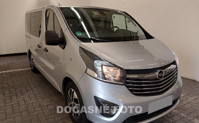 Opel Vivaro 1.6CDTi  TOUR