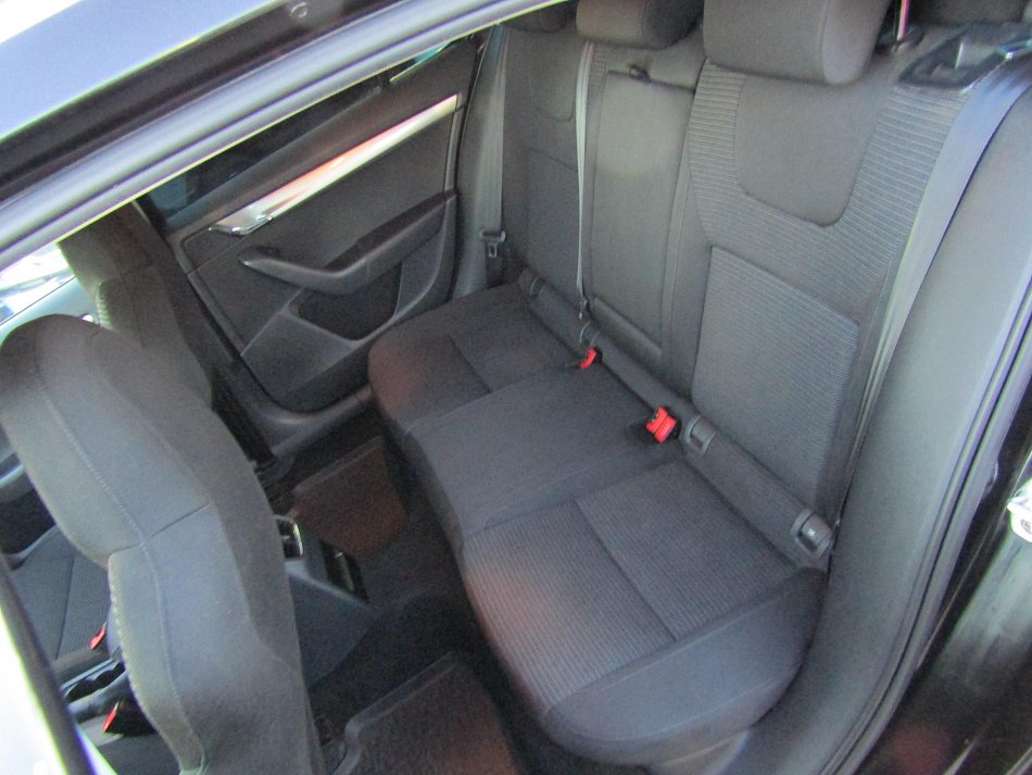 Škoda Octavia III 2.0 TDi  4x4