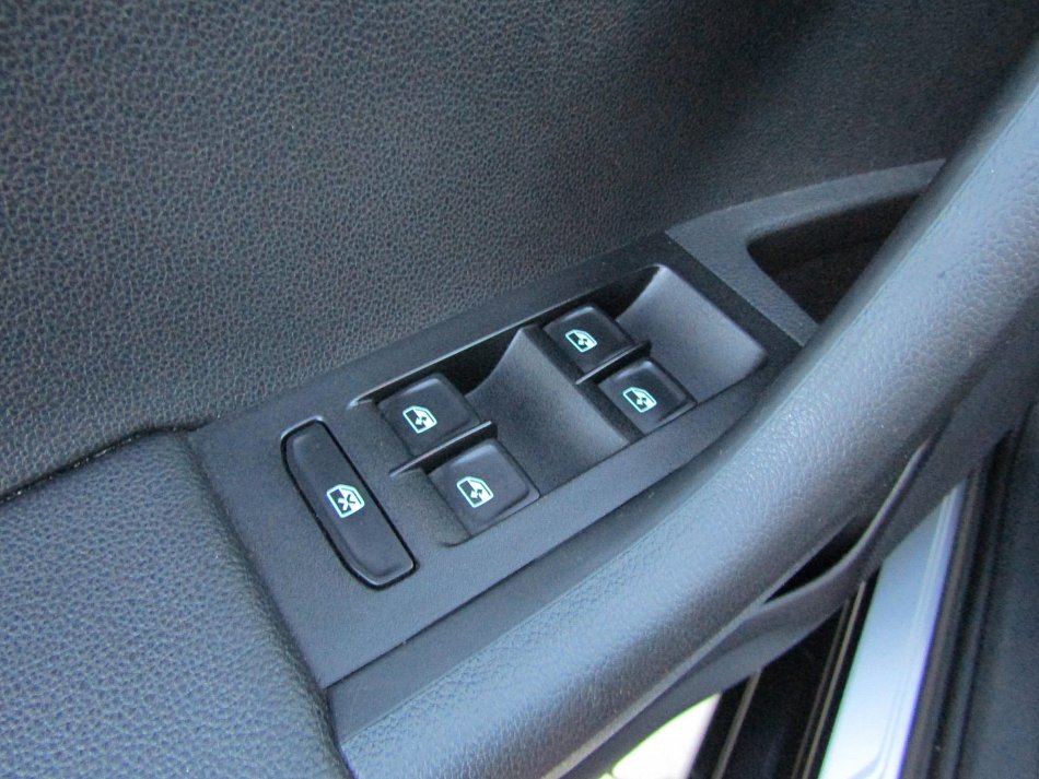 Škoda Octavia III 2.0 TDi  4x4