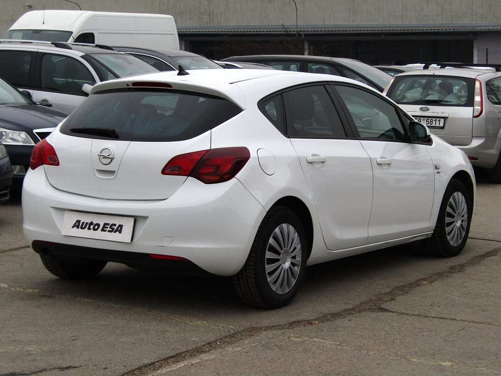 Opel Astra 1.4 T 