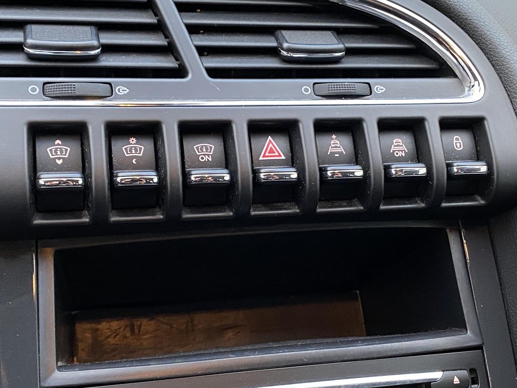 Peugeot 3008 2.0 HDi 