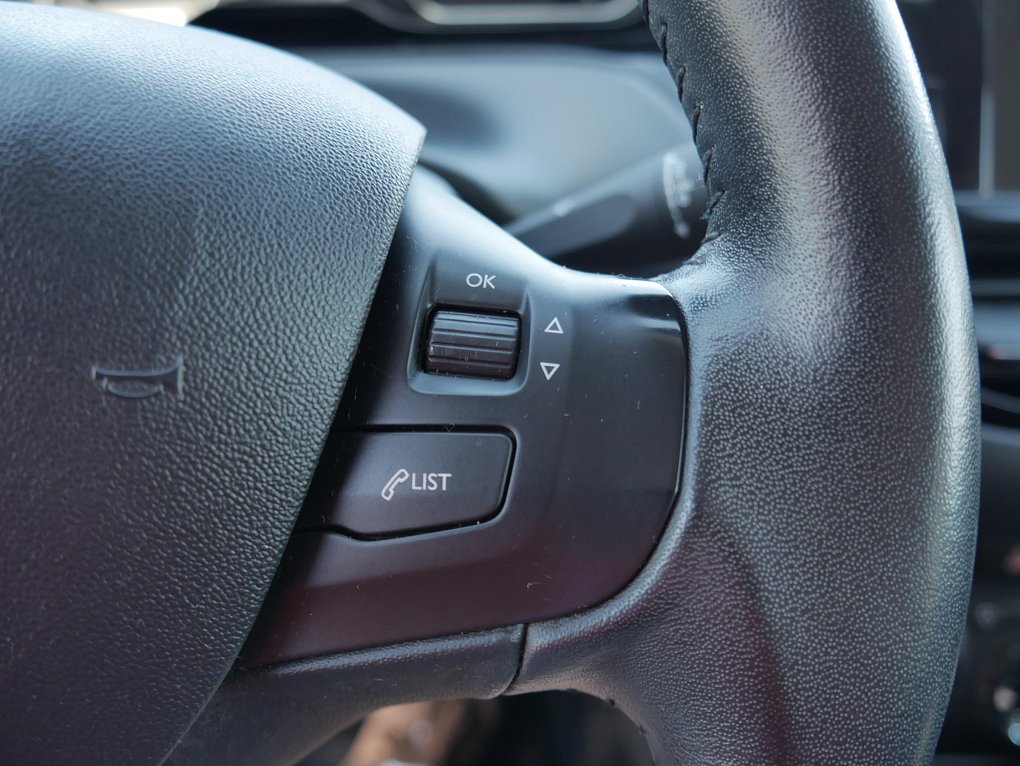 Peugeot 208 1.2 PT Active