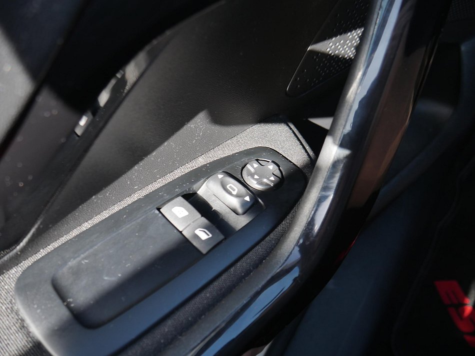 Peugeot 208 1.2 PT Active