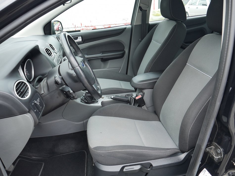 Ford Focus 1.6i 