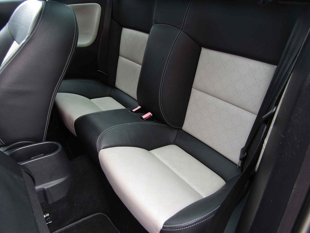 Peugeot 207 1.6i 