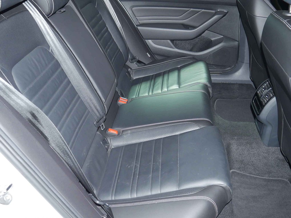 Volkswagen Passat 2.0TDi 