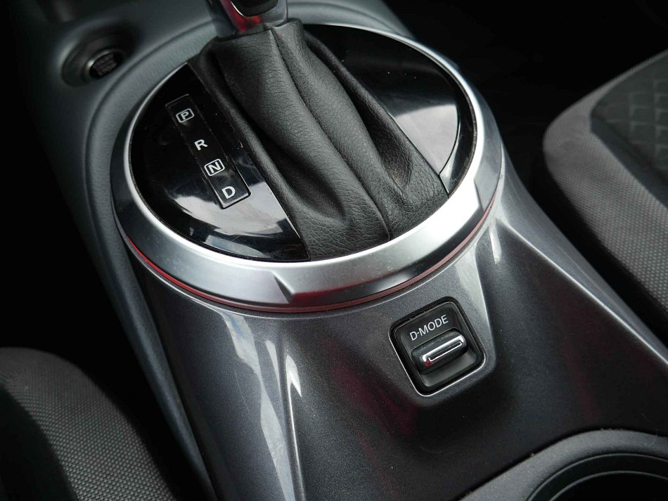 Nissan Juke 1.0 DiG-T 