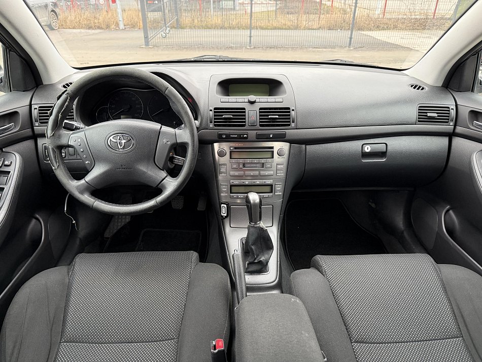 Toyota Avensis 2.0D-4D 