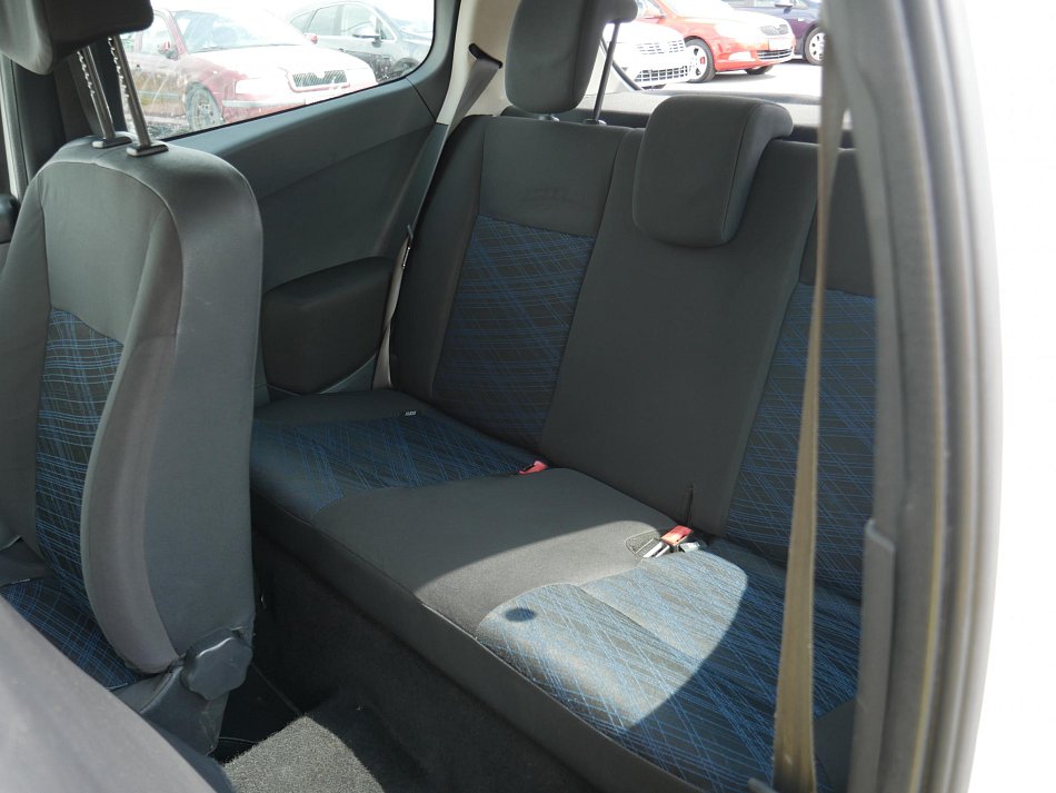 Renault Clio 1.2 i 