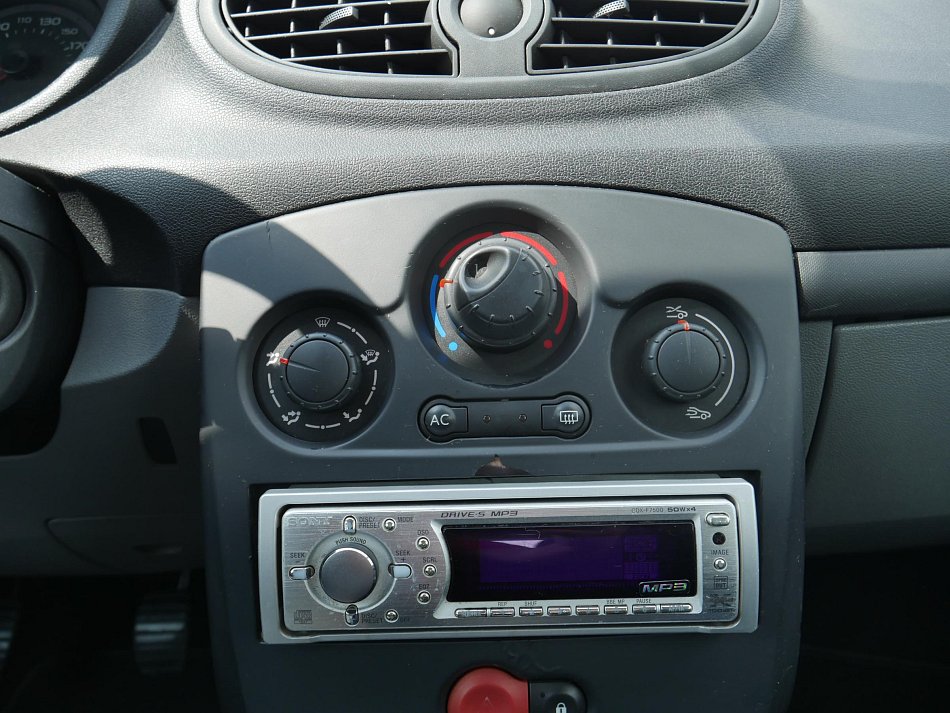 Renault Clio 1.2 i 