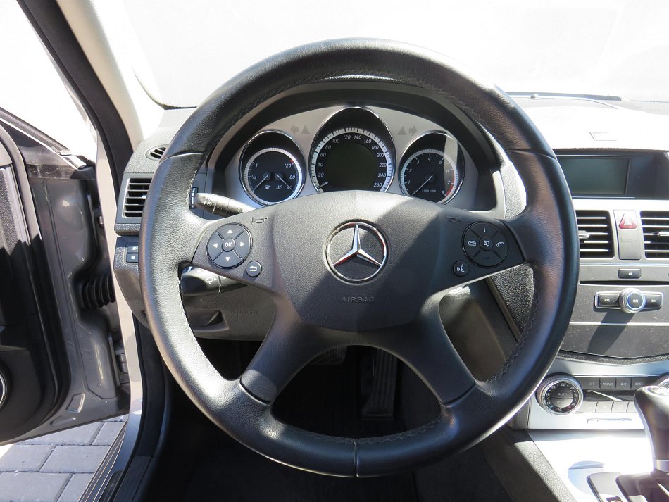 Mercedes-Benz Třída C 1.8CGi  C 180
