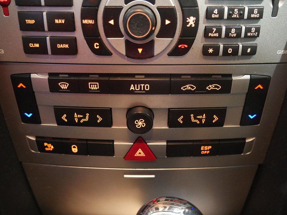 Peugeot 407 2.0 HDi  SW