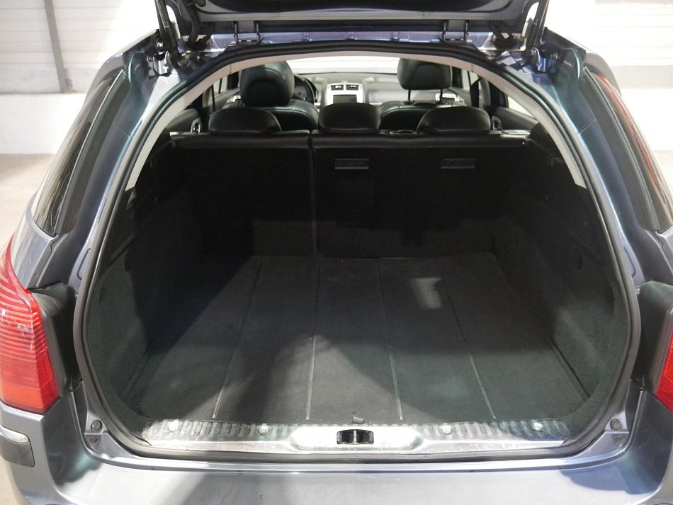 Peugeot 407 2.0 HDi  SW