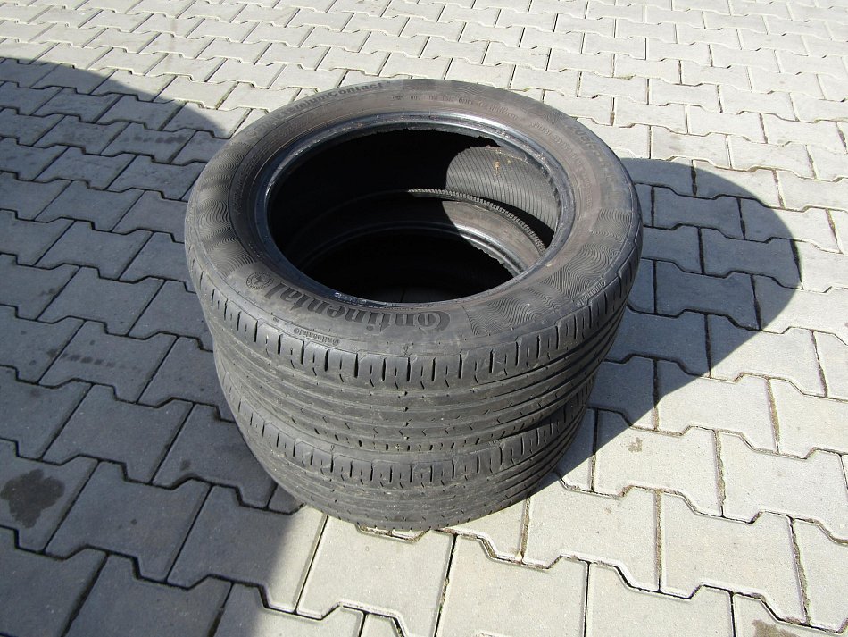 Toyota Avensis 1.8 i 