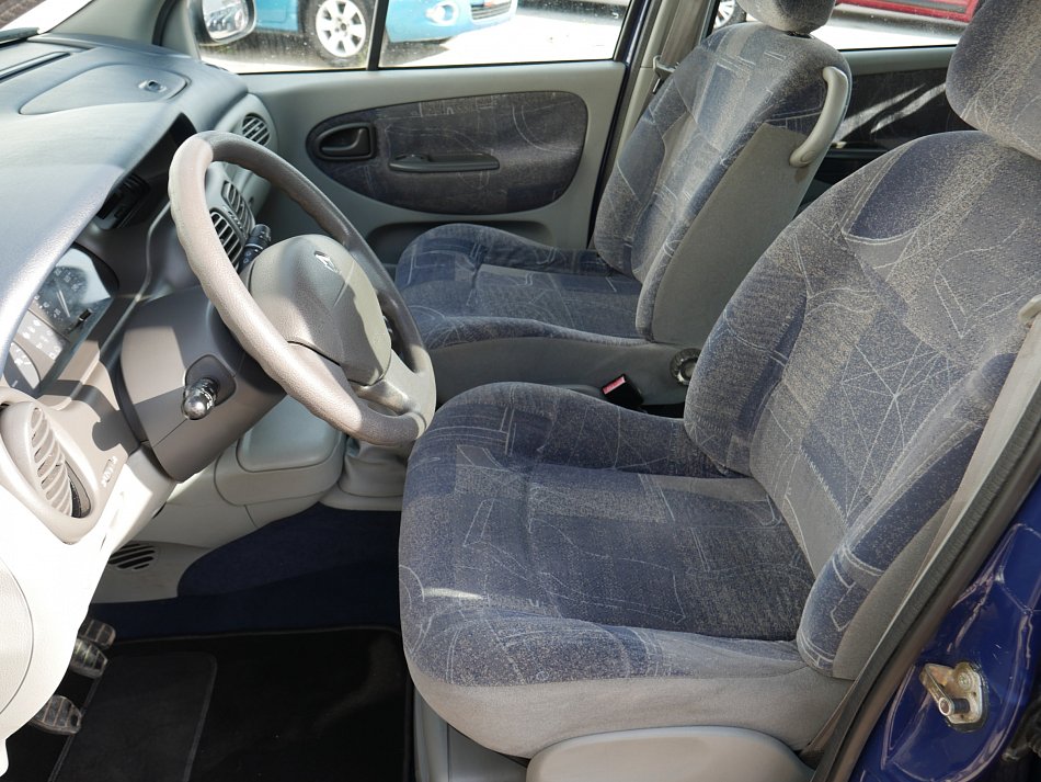Renault Scénic 1.6i 
