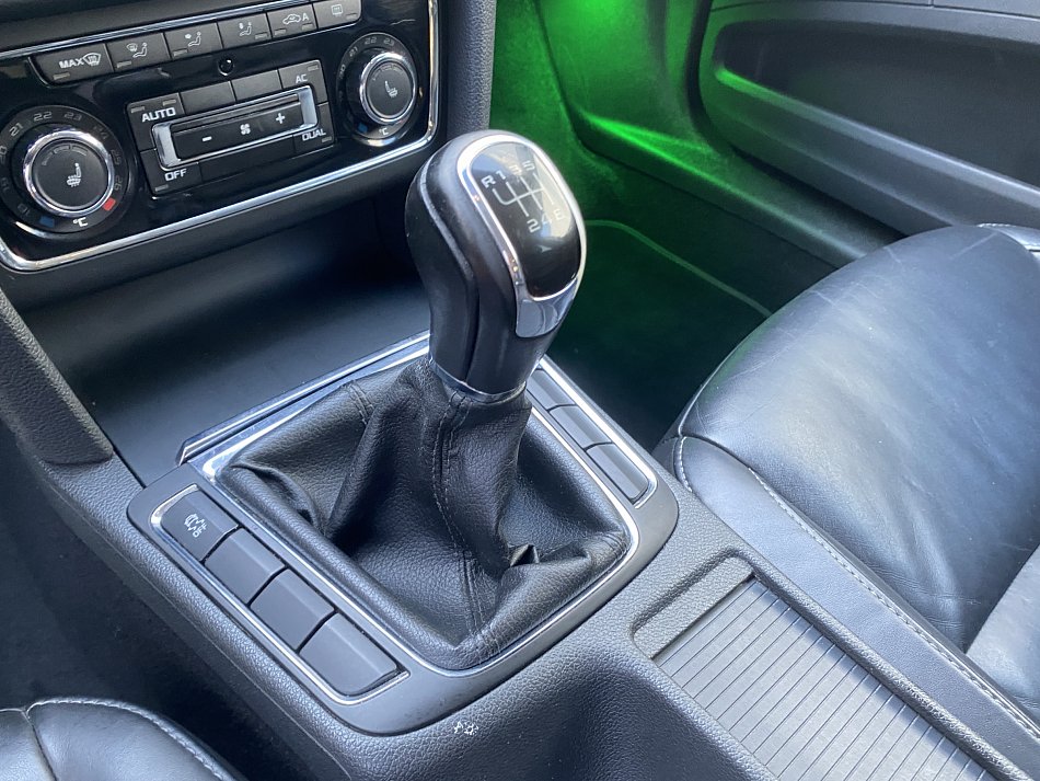 Škoda Superb II 1.4 TSi Elegance