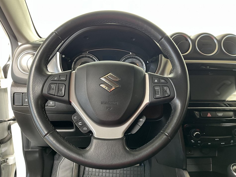 Suzuki Vitara 1.4T Premium