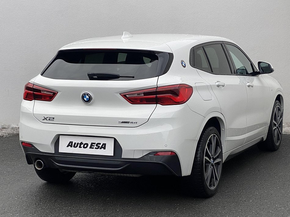 BMW X2 1.5i  sDrive 18i