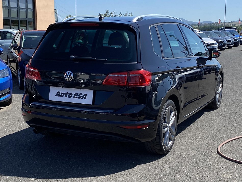 Volkswagen Sportsvan 1.6 TDi Highline