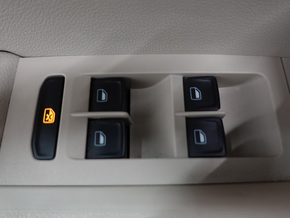 Škoda Octavia III 2.0 TDi Elegance