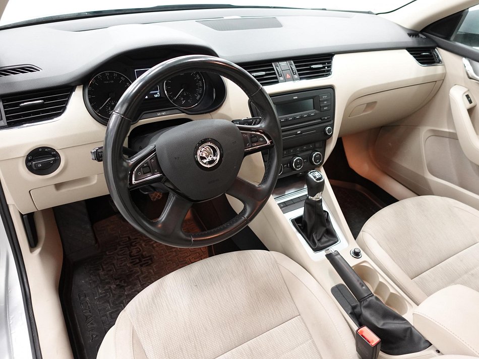 Škoda Octavia III 2.0 TDi Elegance