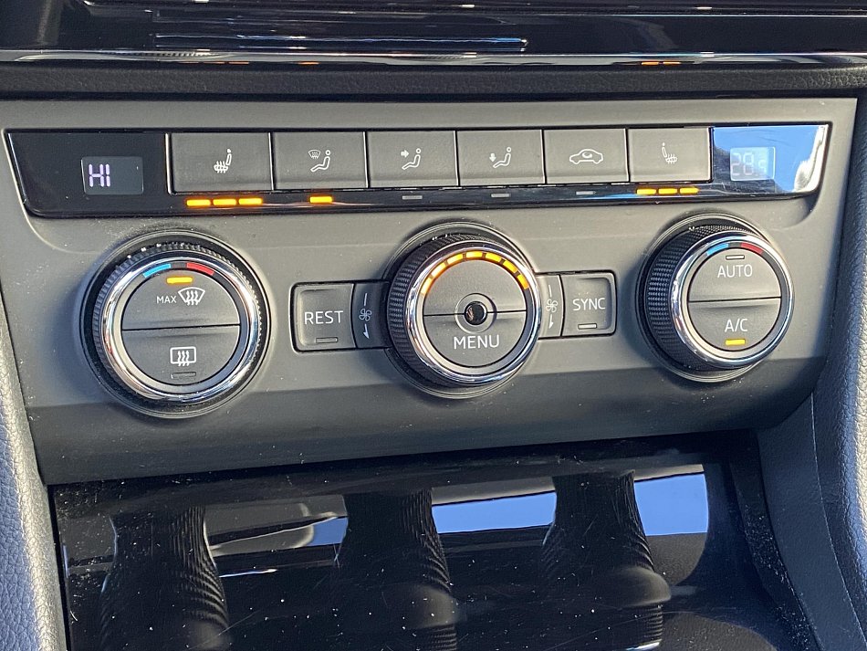 Škoda Superb III 2.0TDi Ambition