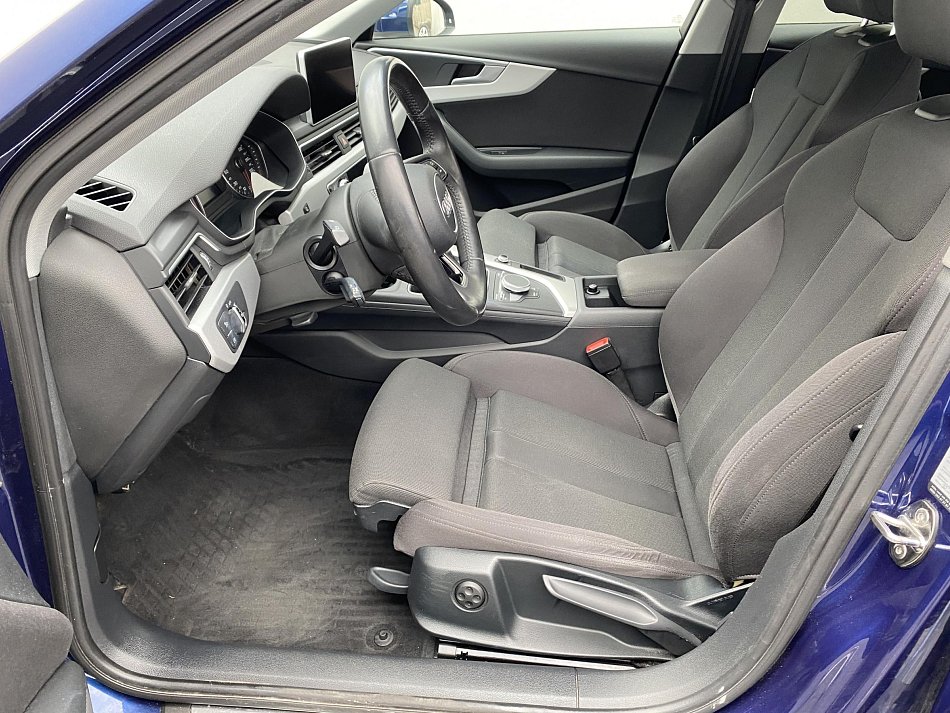 Audi A4 2.0 TDi Sport