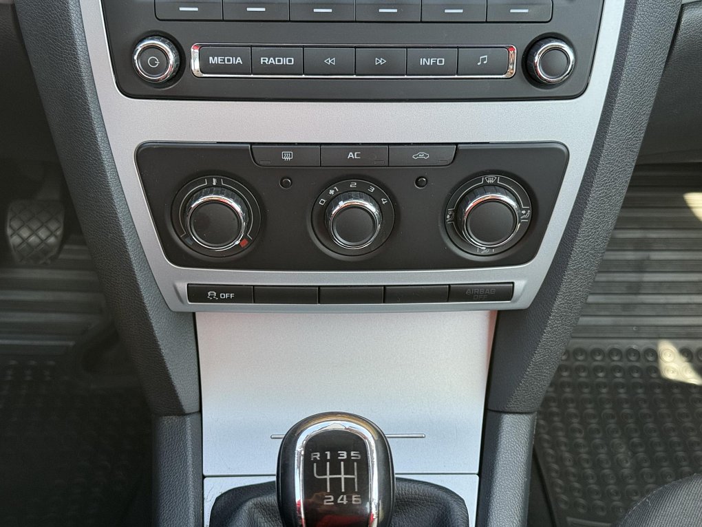 Škoda Octavia II 1.2TSi Ambiente