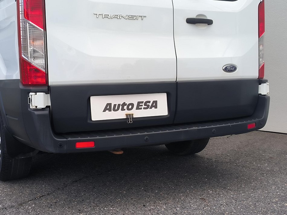 Ford Transit 2.0TDCi Trend L2H2 9míst