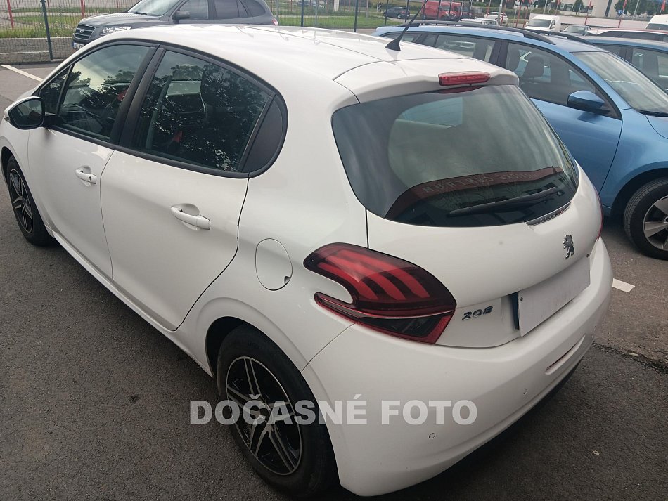 Peugeot 208 1.6HDI 