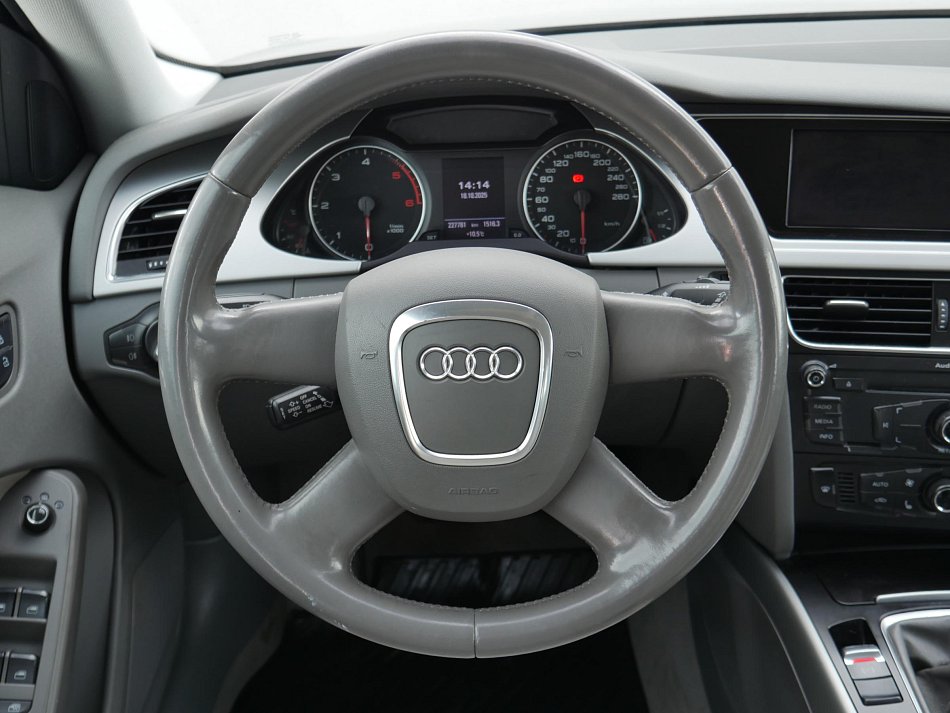 Audi A4 2.0 TDi 