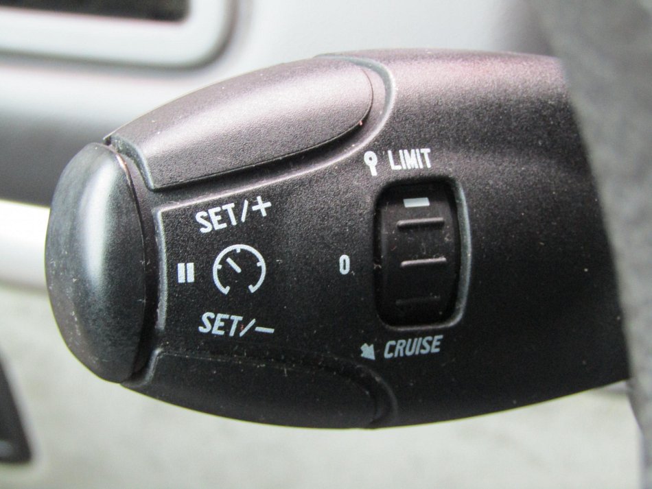 Peugeot 807 2.0 HDi  7Míst