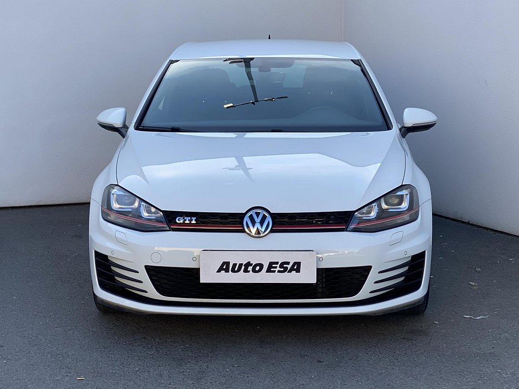 Volkswagen Golf 2.0 TSi GTi