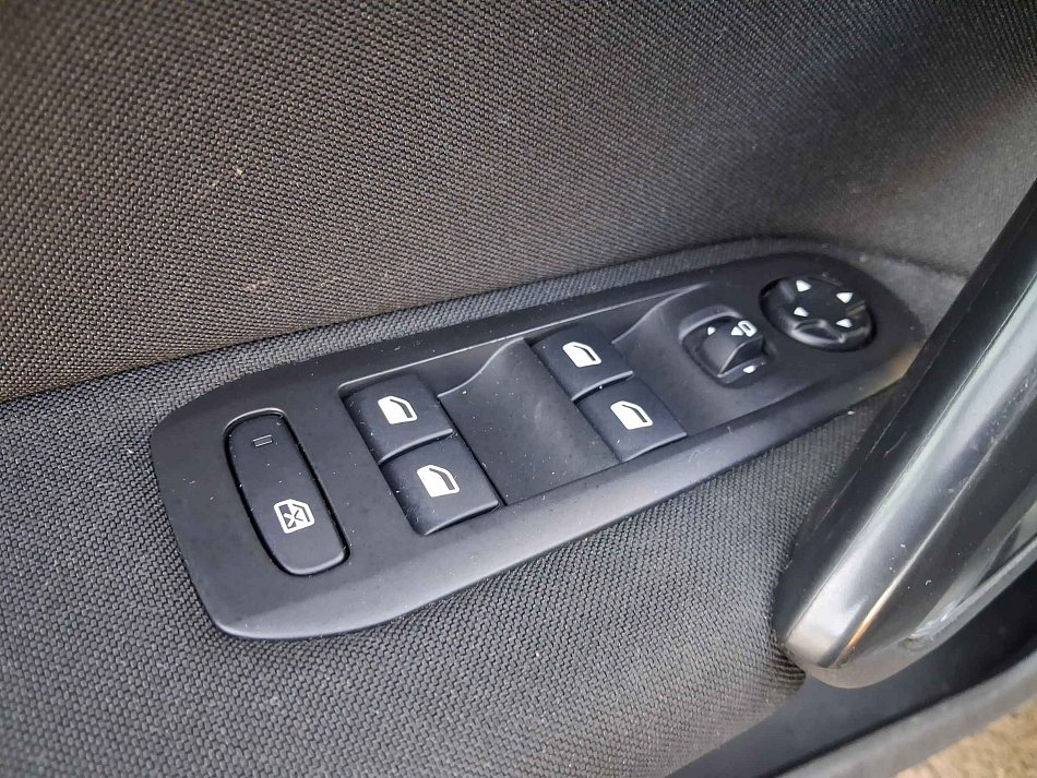 Peugeot 308 1.6HDi 