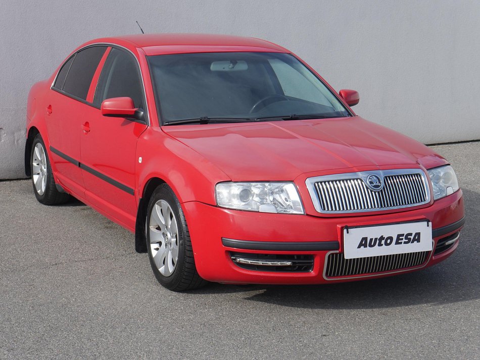 Škoda Superb 2.8 V6 