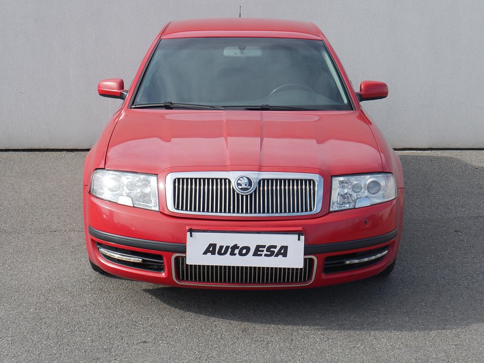 Škoda Superb 2.8 V6 