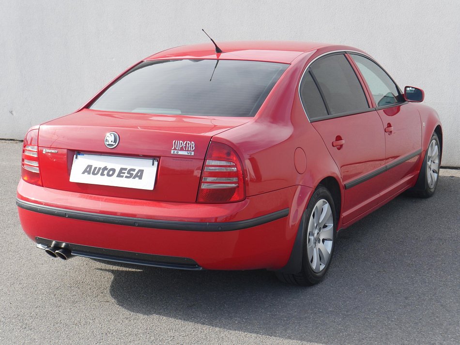 Škoda Superb 2.8 V6 