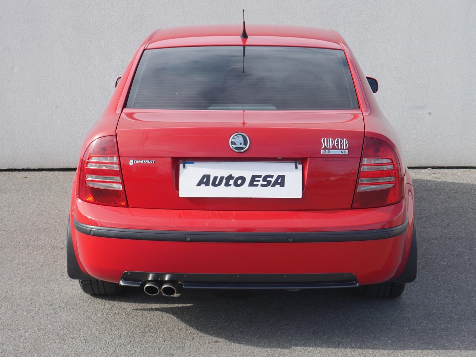 Škoda Superb 2.8 V6 