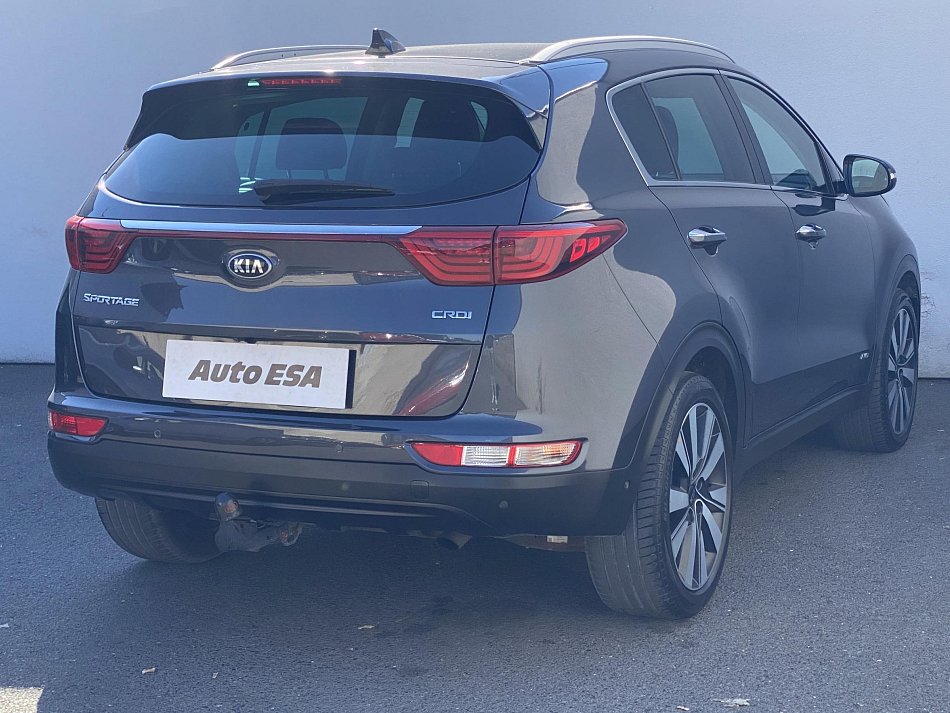 Kia Sportage 2.0 CRDi  AWD