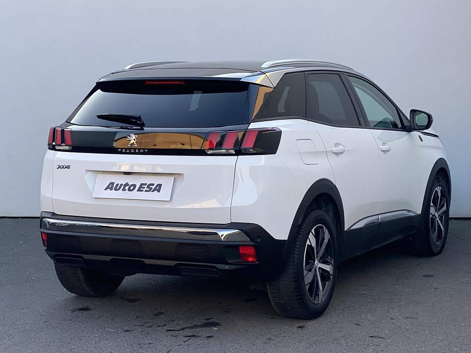 Peugeot 3008 1.2PT Crossway