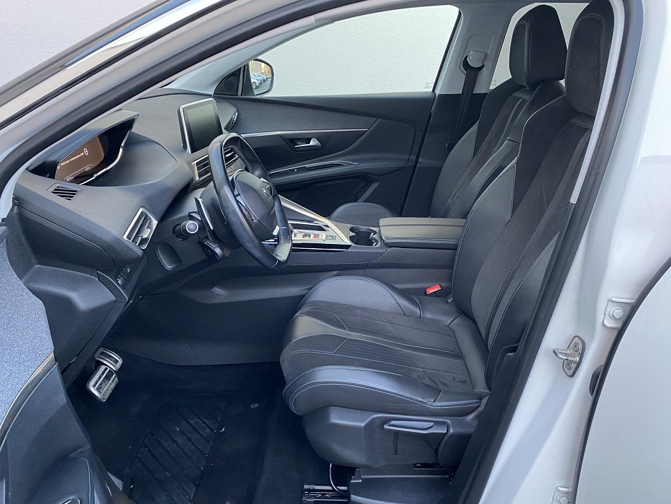 Peugeot 3008 1.2PT Crossway