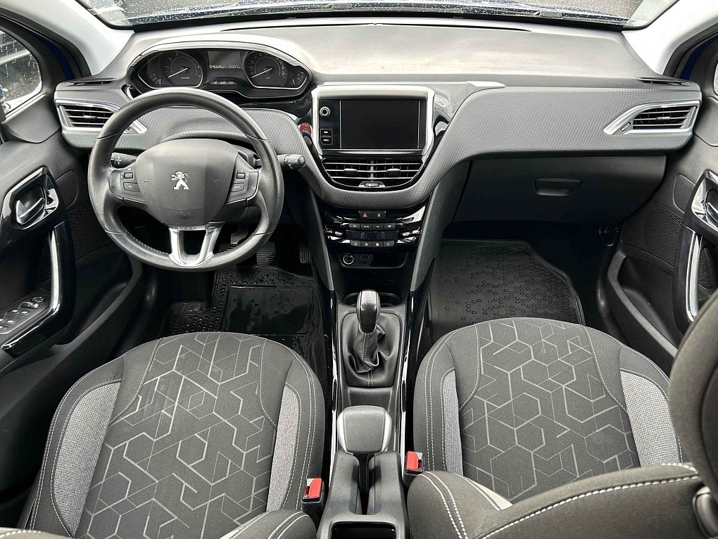 Peugeot 2008 1.2PT 