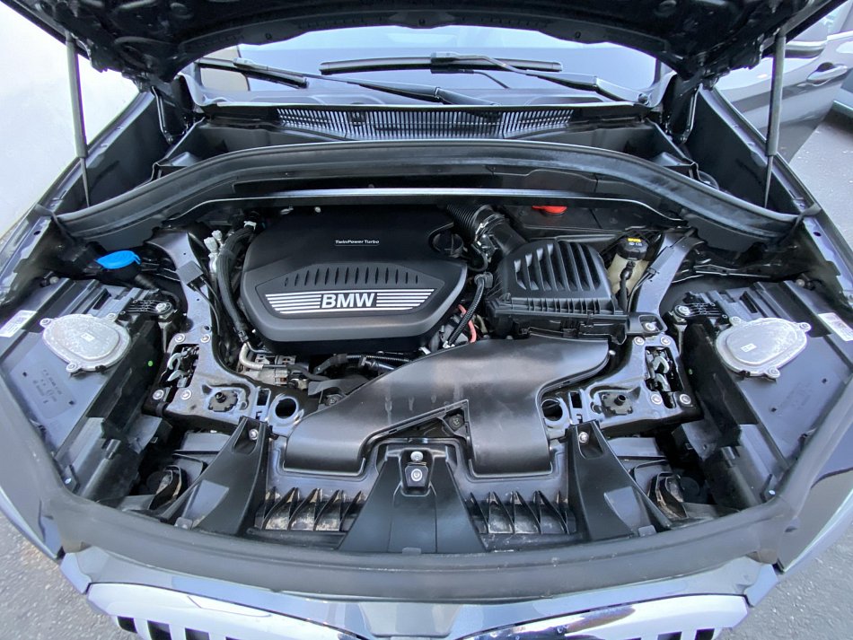 BMW X1 2.0d X-Line sDrive18d