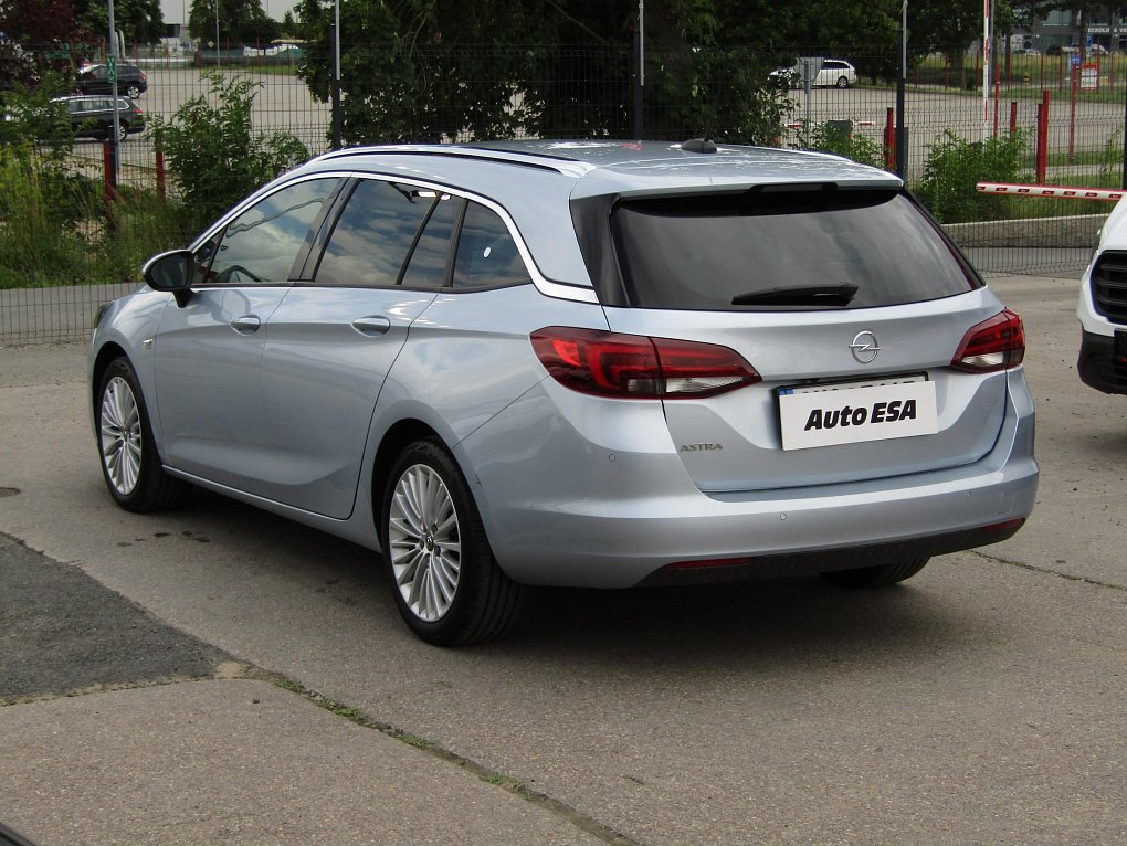Opel Astra 1.2 T 