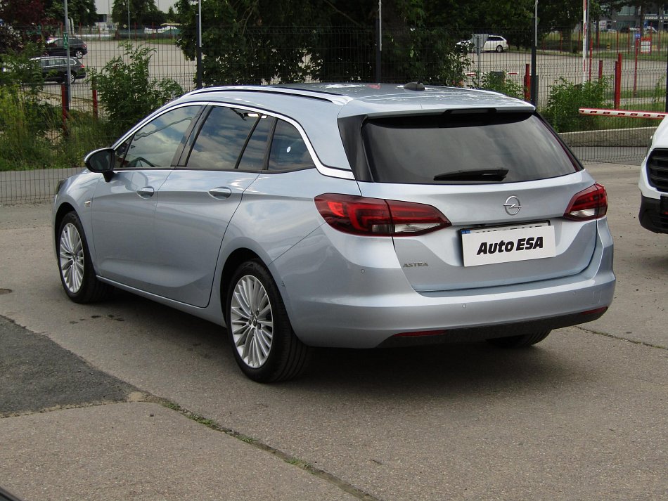 Opel Astra 1.2 T 