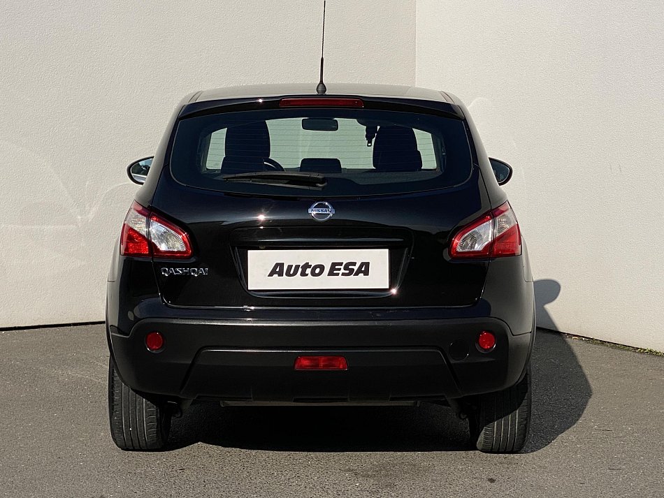 Nissan Qashqai 1.6i Connect