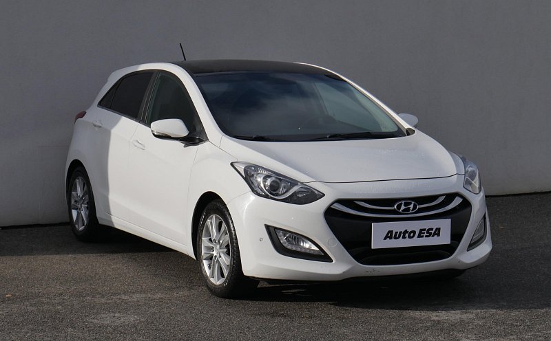 Hyundai I30 1.6 i Trikolor