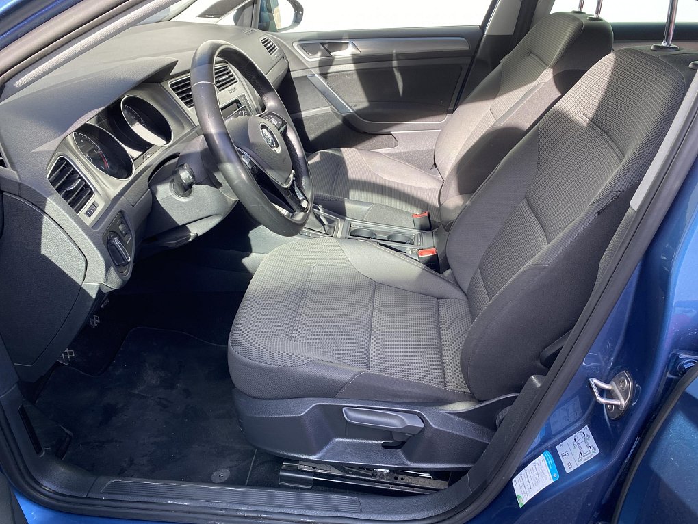 Volkswagen Golf 1.6 TDi Comfortline VII