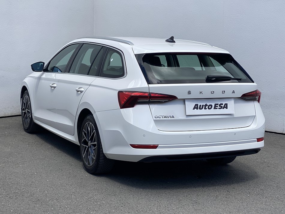 Škoda Octavia IV 1.5 TSi Style