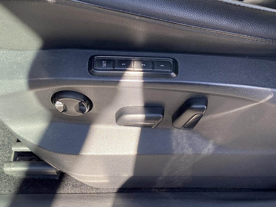 Volkswagen Tiguan 2.0TDi 